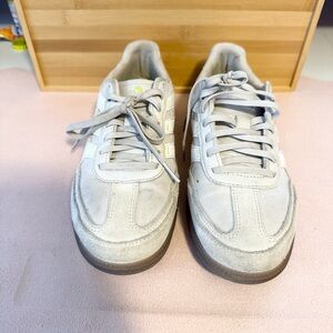 adidas Men’s Light Gray & White Sneakers with Yellow Accents